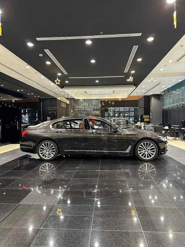 BMW 750Li Model 2017 3