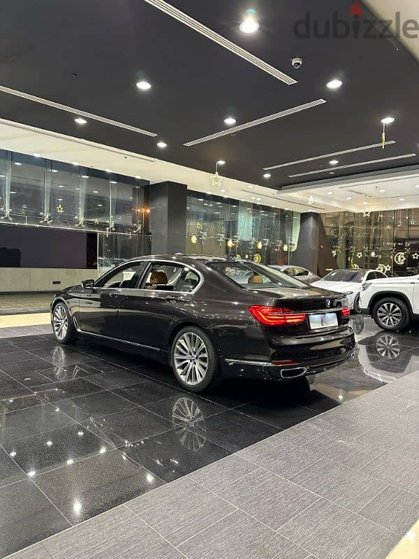 BMW 750Li Model 2017 6