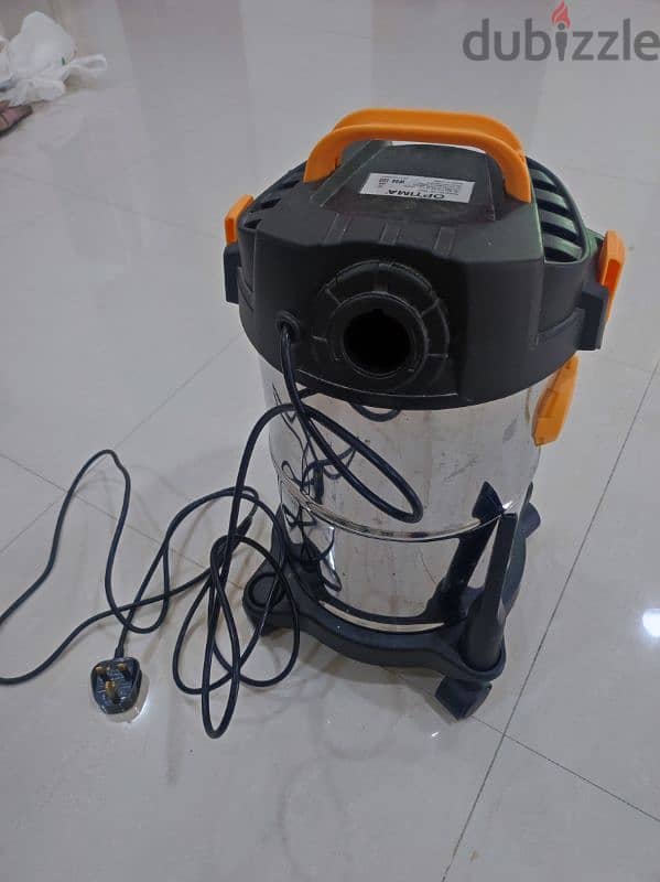 Optma dry and wet  and Kenwood vacuum cleaner 1