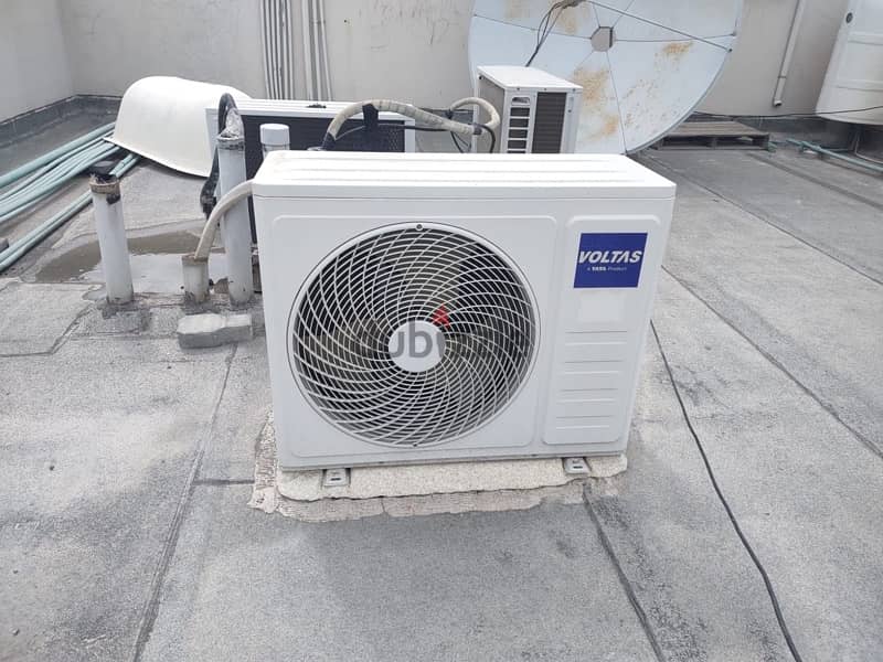 3 SPLIT AC 2TON & 1.5 TON IN GOOD RUNNING CONDITION FOR SALE 6