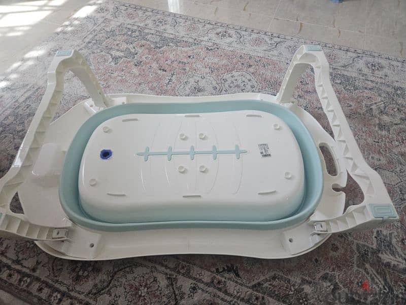 Brand new baby bath tub 1