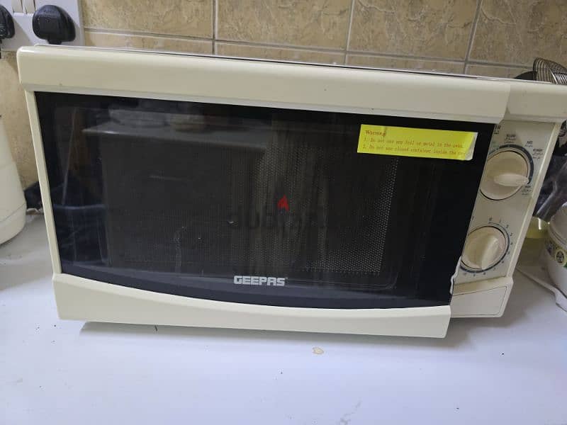 microwave oven 0