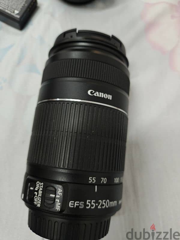 Canon 4000d camera with zoom lens 3