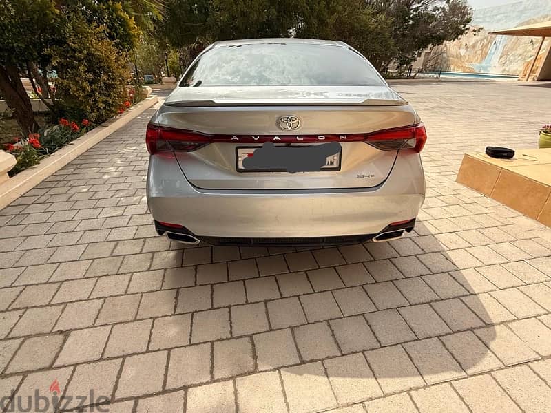 2019 Toyota Avalon XLE 2