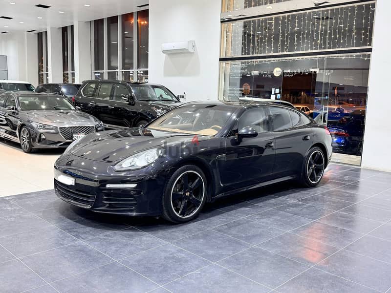 Porsche Panamera 2014 black 1