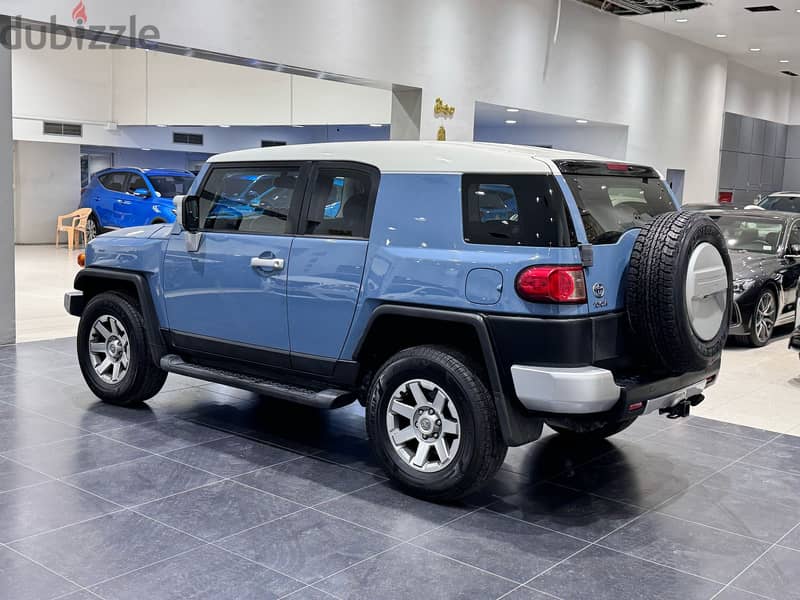 Toyota FJ Cruiser 2016 BLUE 5