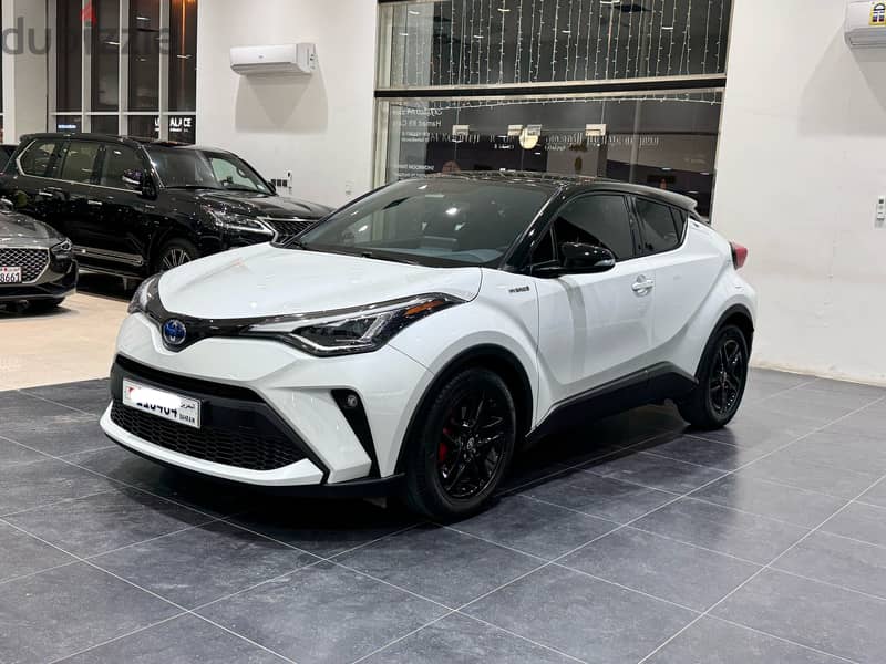 Toyota C-HR 2023 White 0