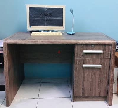 Office and Study Tables for Sale