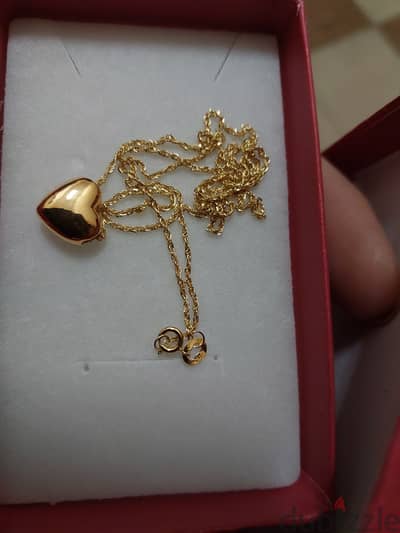 18k gold necklace