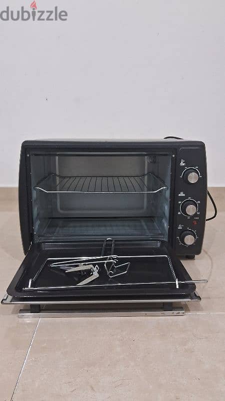 Westpoint Electric Oven 1