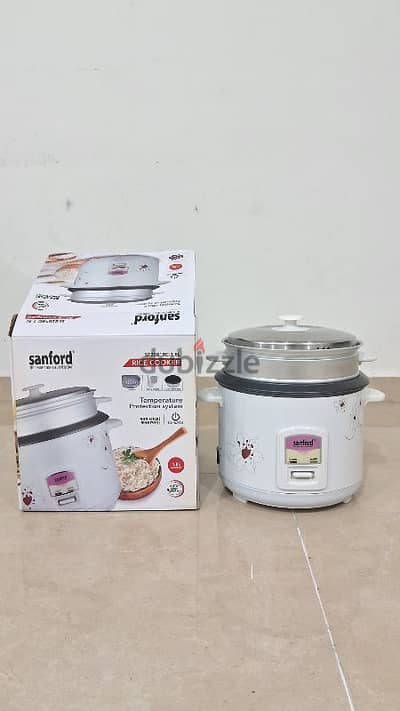 Sanford Electric Rice Cooker 1.8 L 700 W White