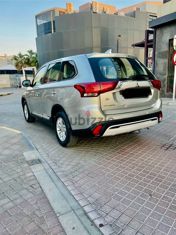 Mitsubishi Outlander 2020 3