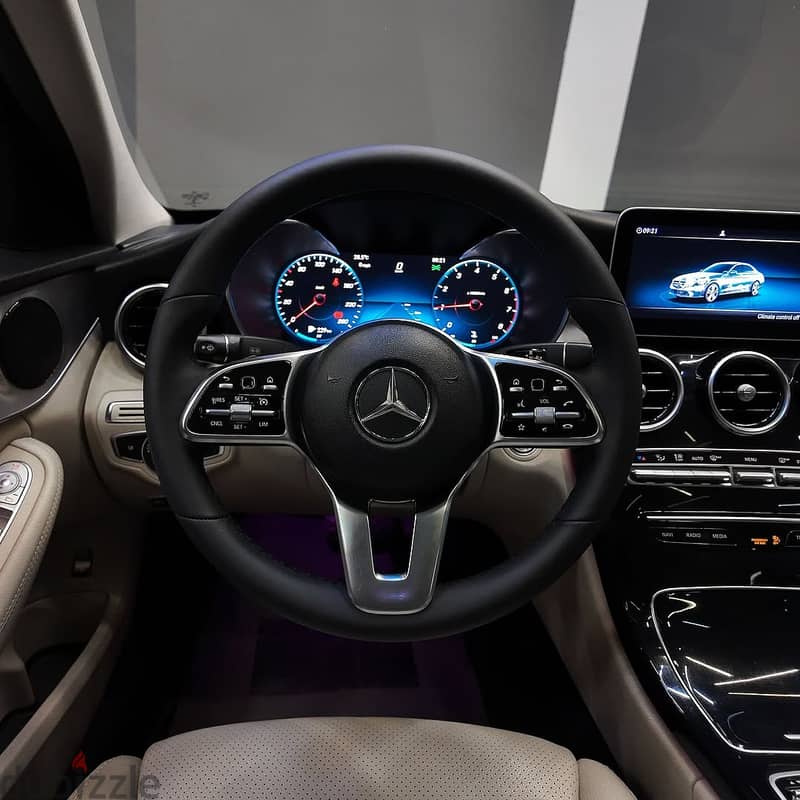 Mercedes-Benz C200 2019 8