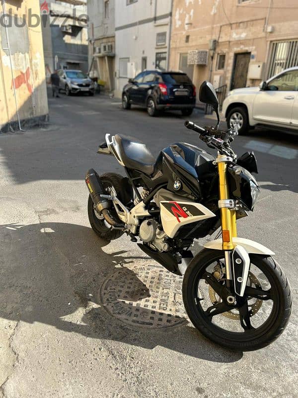 BMW G310R 1