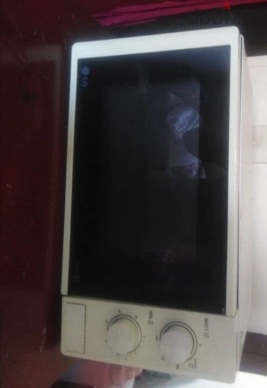 LG microwave 1