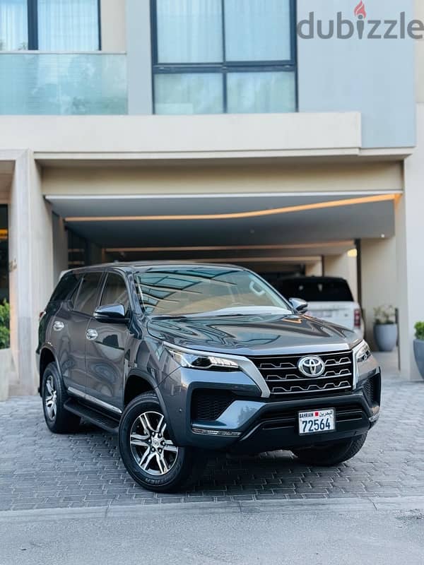 Toyota Fortuner 2022 0