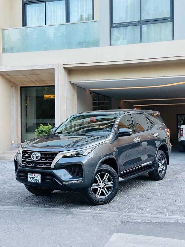 Toyota Fortuner 2022 1