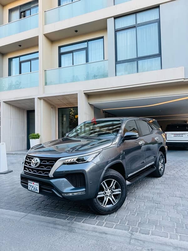 Toyota Fortuner 2022 2