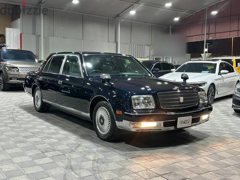 Toyota Century 1992 V12 1