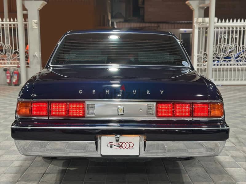 Toyota Century 1992 V12 3