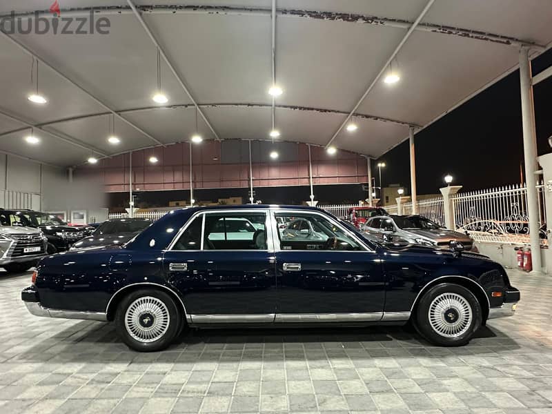 Toyota Century 1992 V12 5