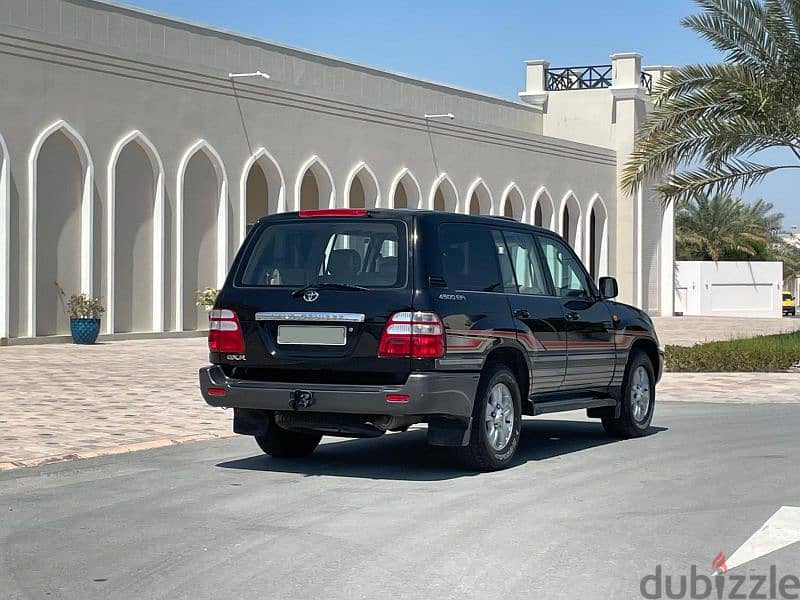 2005 model  Land Cruiser GXR 4