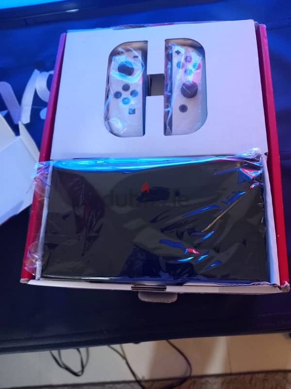 nintendo switch oled like new 1