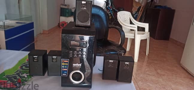 Sanford home theater 5in1 urgent sale