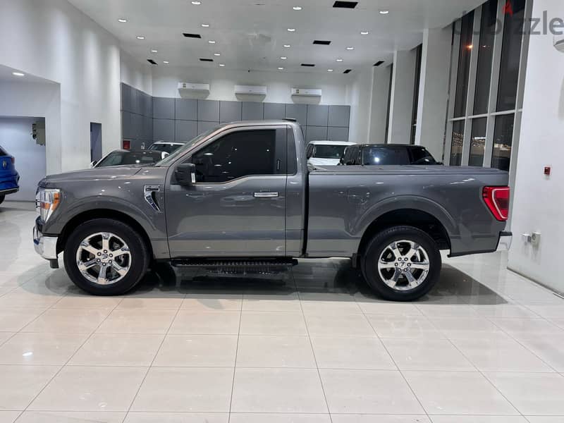 Ford F150 XLT 2022 Grey 2