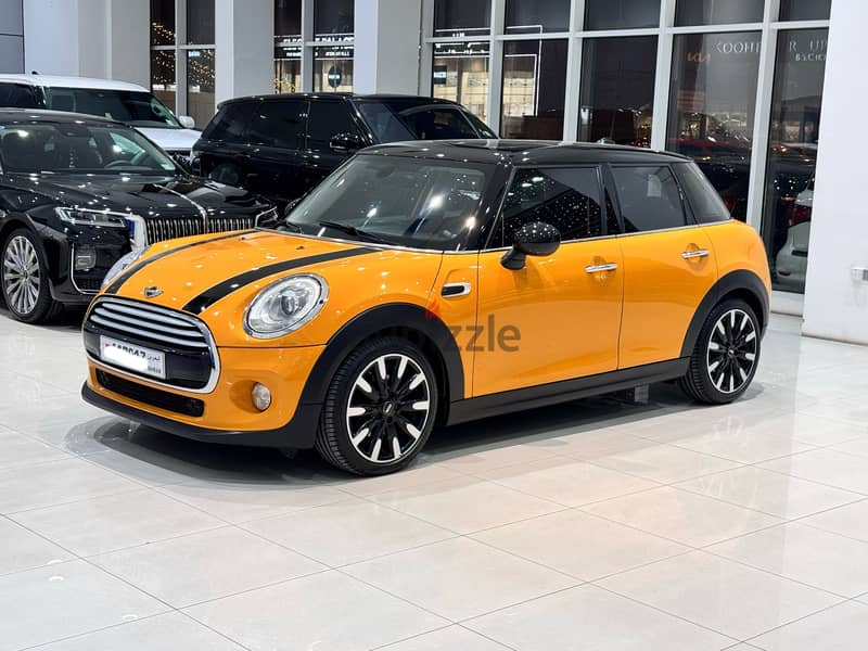 MINI Cooper 2016 Orange 1