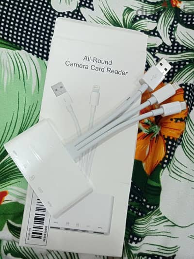 All-Round Camera Card Reader