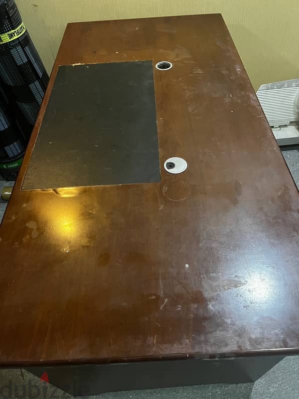 Office table clean and neat BHD15(negotiable) 1