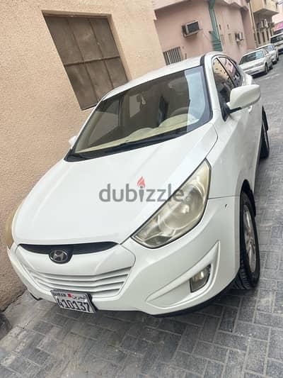 Hyundai tucsun for sell 2012