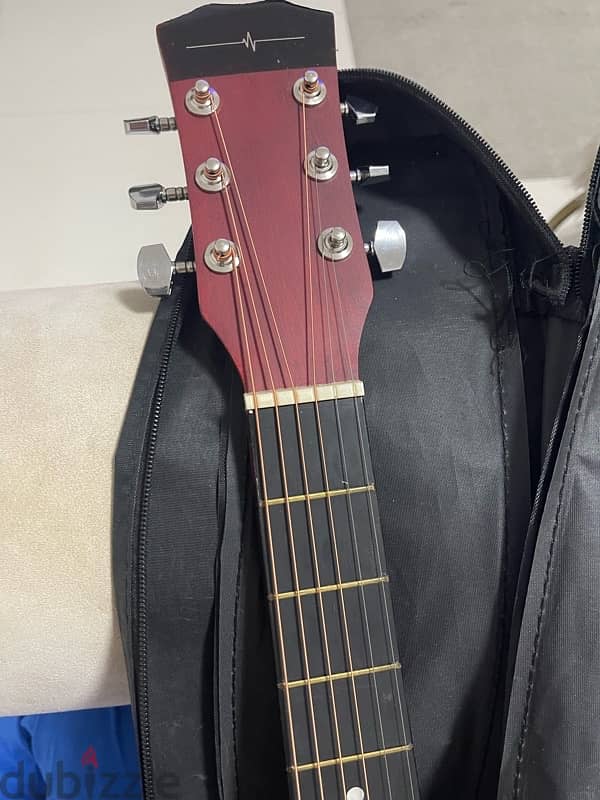 acoustic guitar like new 2