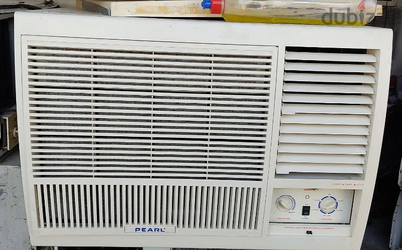 good condition pearl window AC for sale 0