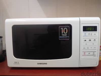 microwave oven