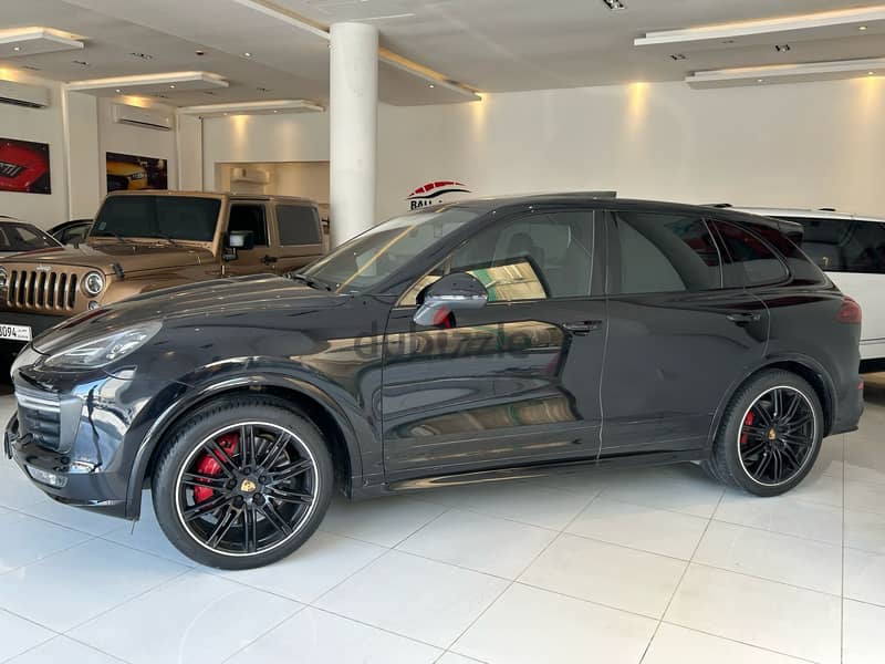 Porsche Cayenne GTS 2016  MODEL FULL OPTION FOR SALE 6