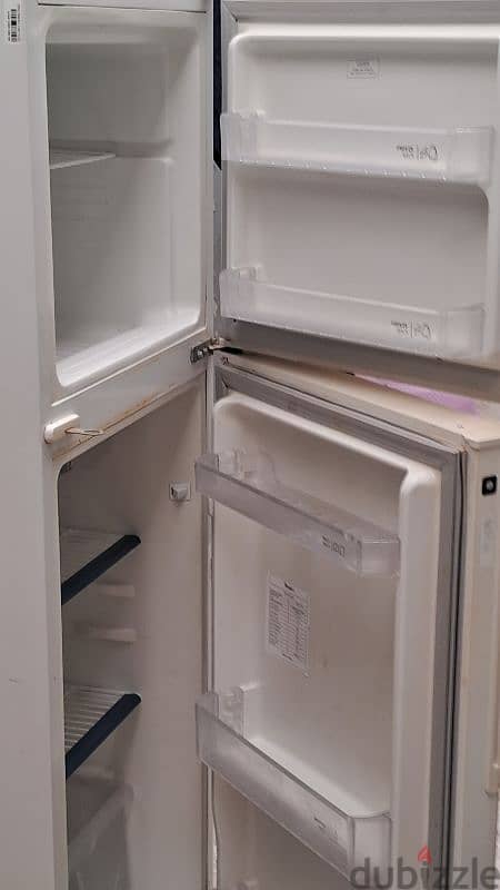 Refrigerator good  condition for sale 2