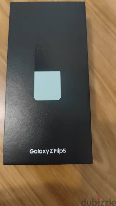 Samsung Z flip 5 green special edition new condition