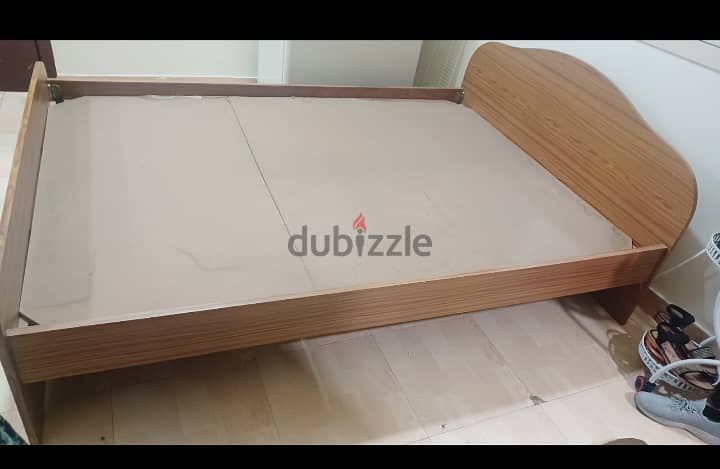 Wooden bed Queen Size without matters 1