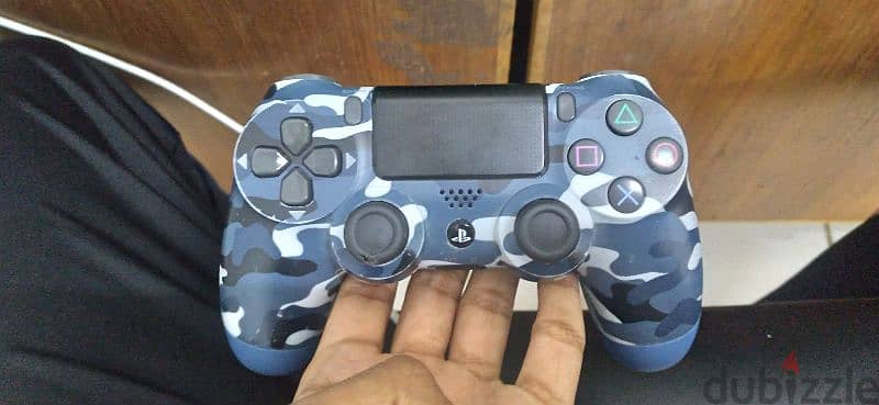 Ps4 controller for sale good condition 1