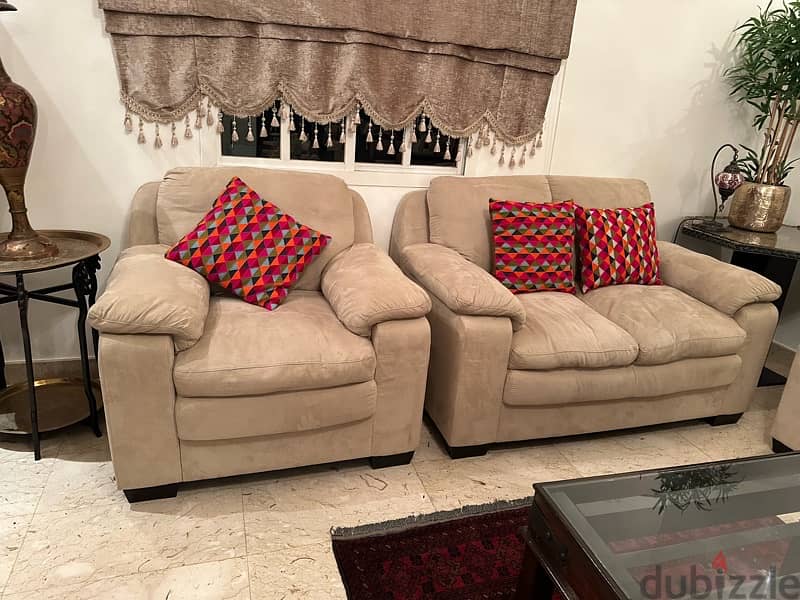 6 seater sofas very good condition 5