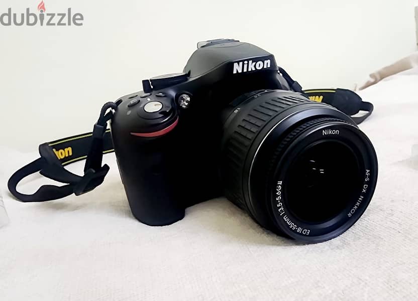 NIKON 5200 (URGENT SALE) 1