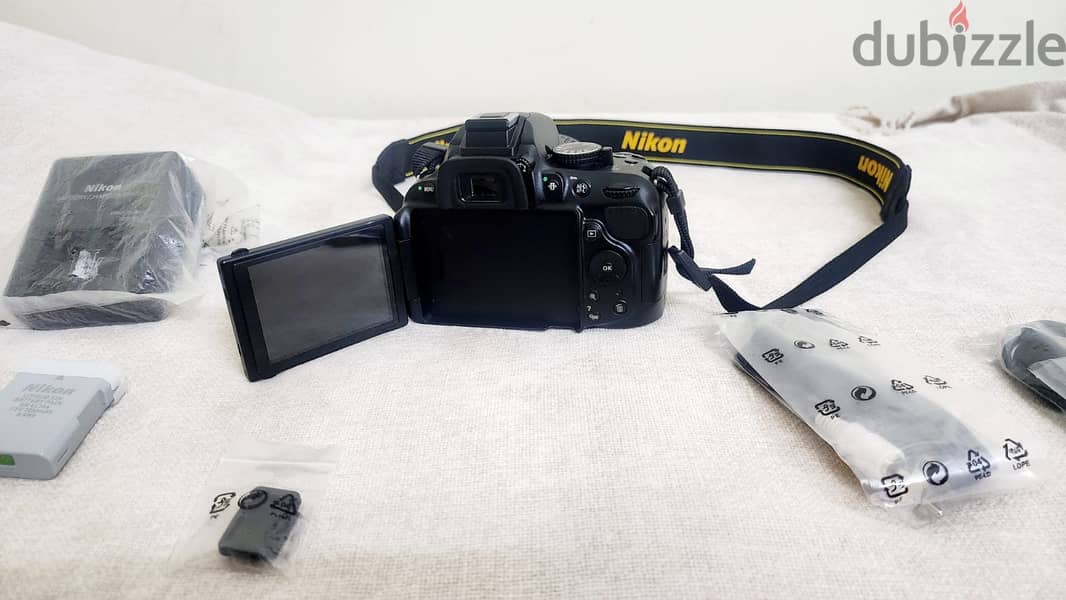 NIKON 5200 (URGENT SALE) 2