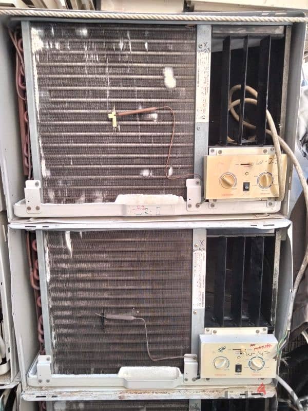 window AC for sale good condition good working with fixing 3