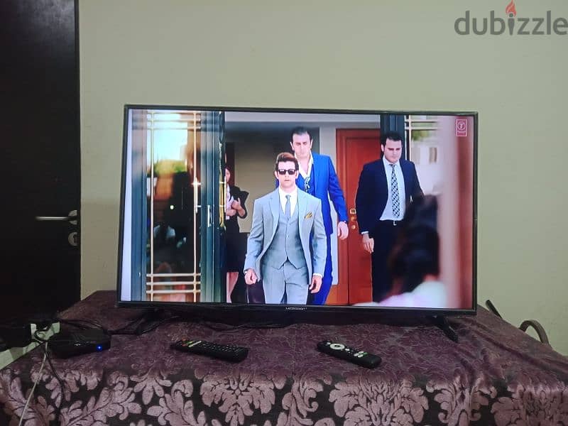 MICRODIGIT  40 INCH LED TV 1