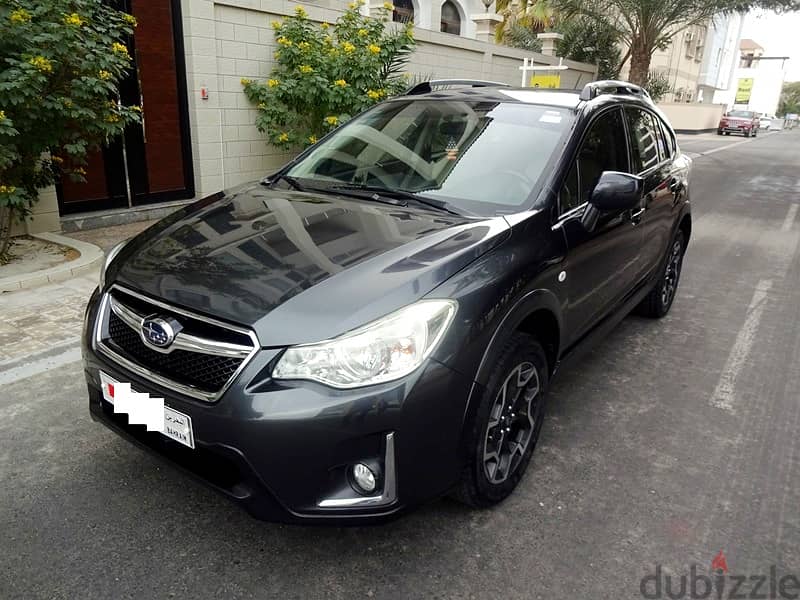 Subaru XV AWD 2.0 L 2017 Grey Single User Agent Maintained Urgent Sale 3