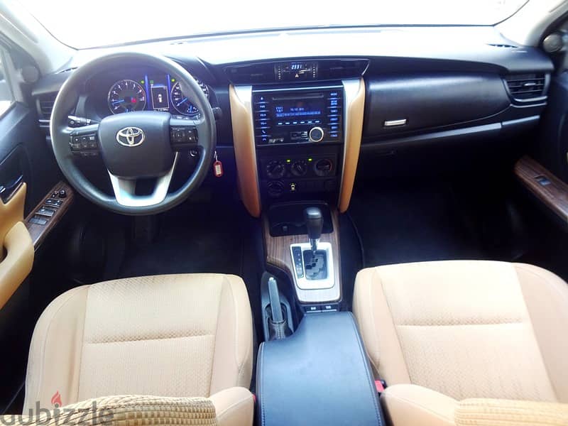 Toyota Fortuner 2.7 L V4 2020 White 4x4 Drive 7 Seat Agent Maintained 9