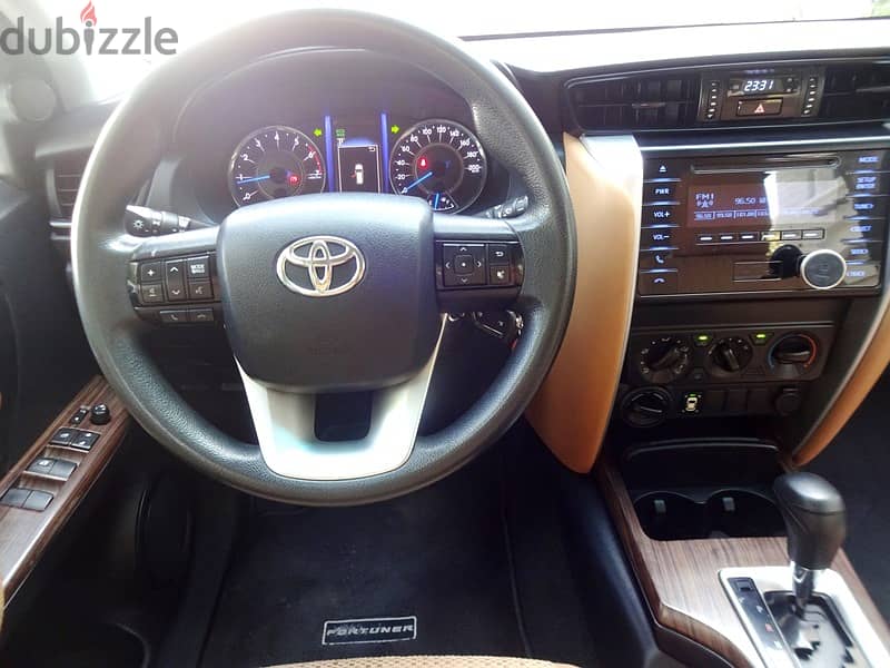 Toyota Fortuner 2.7 L V4 2020 White 4x4 Drive 7 Seat Agent Maintained 10