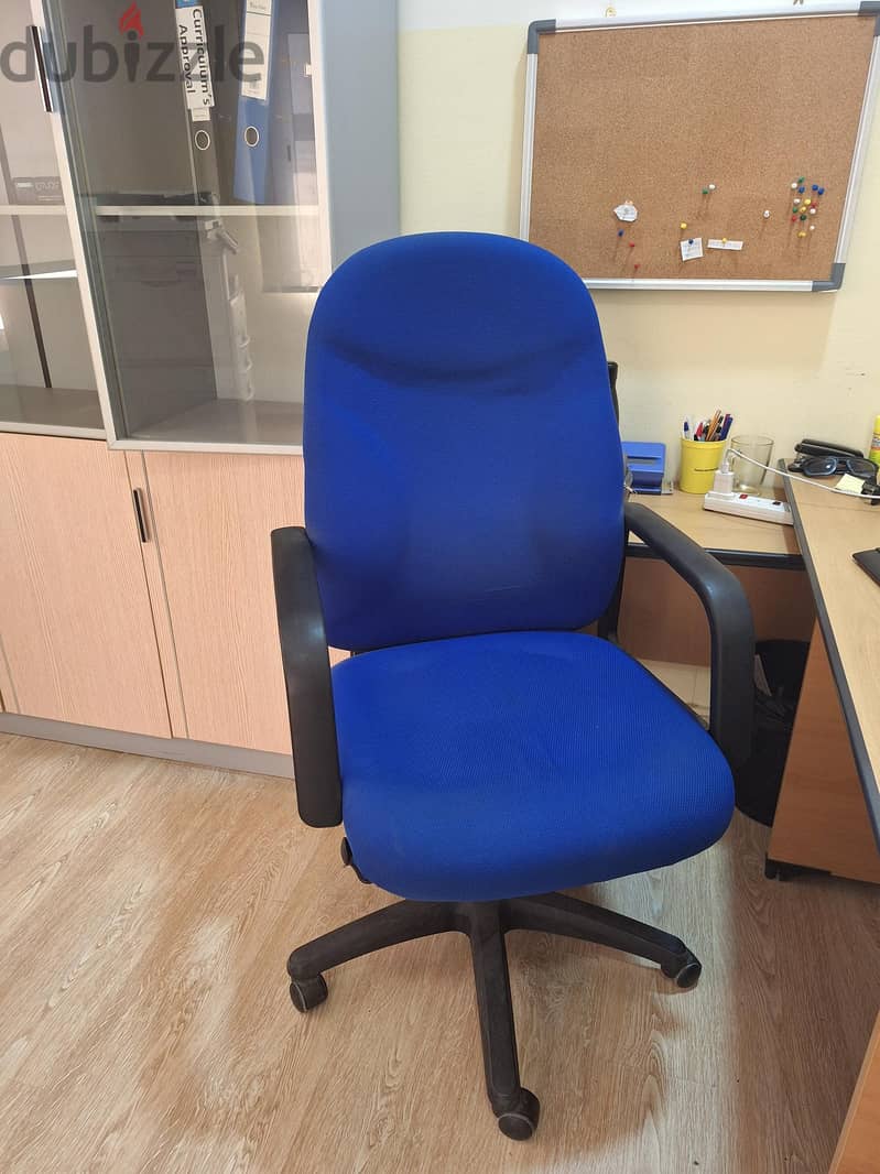 Office Furniture For Sale 1